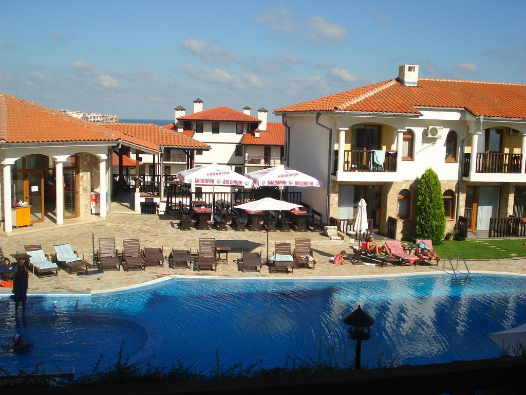 Tsb Sun Coast Apartments Sveti Vlas Luaran gambar
